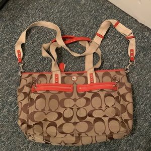 Coach purse with cross body handle